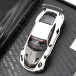 Manthey-Racing Porsche 911 GT2 RS MR 1:43 weiß Collector Edition