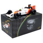 Ayrton Senna McLaren MP4/4 #12 Vincitore Giappone GP di Formula 1 1988 1/18