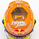 Sergio Pérez Casco en miniatura Disney Fórmula 1 GP de Canadá 2023 1/2