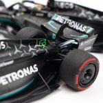 Mercedes AMG Petronas F1 Team W14 Hamilton / Russell 2023 1:43