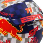 Sergio Pérez Casco en miniatura Fórmula 1 GP de Silverstone 2024 1/4