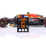 Max Verstappen Oracle Red Bull Racing Sieger Bahrain GP 2023 1:18