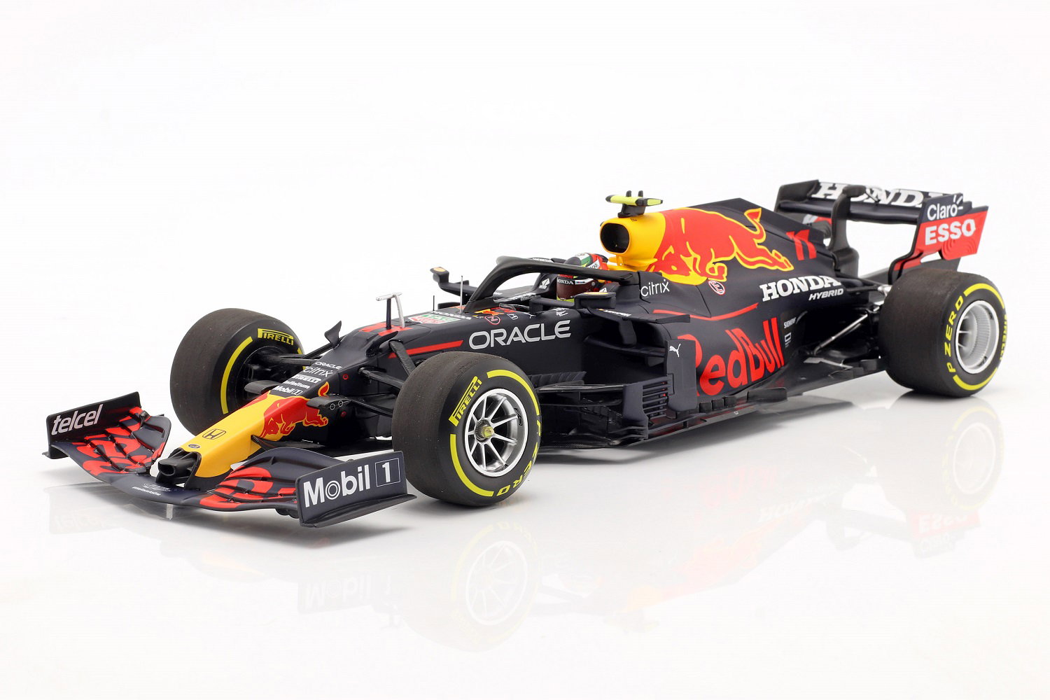 Sergio P&eacute;rez Red Bull Racing Honda RB16B Emilia Romagna GP 2021