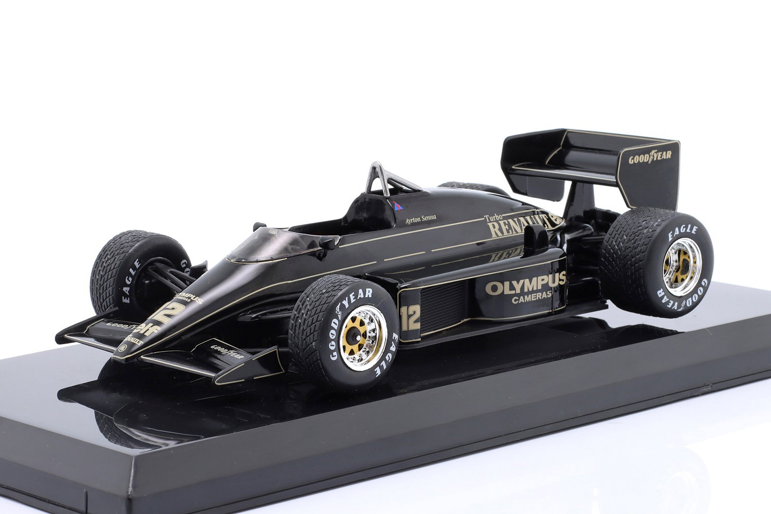 Ayrton Senna Lotus 97T #12 Gewinner Portugal GP Formel 1 1985 1:24
