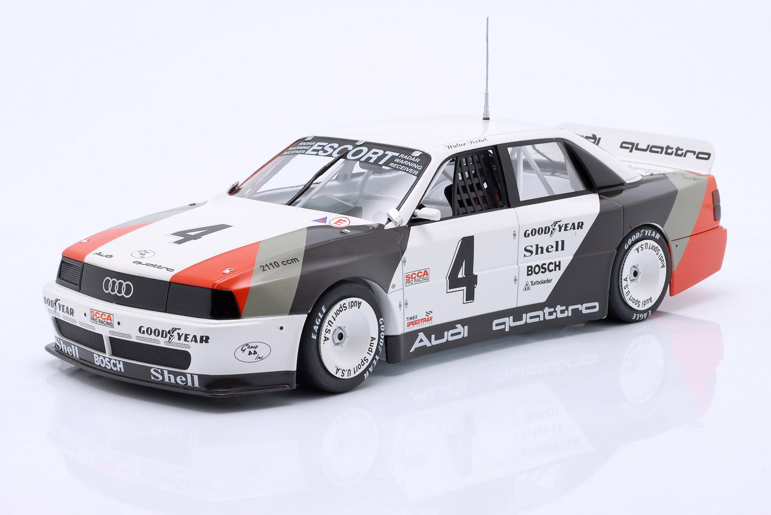 Audi 200 quattro #4 Sieger St. Petersburg Trans-Am 1988 W. R&ouml;hrl 1:18