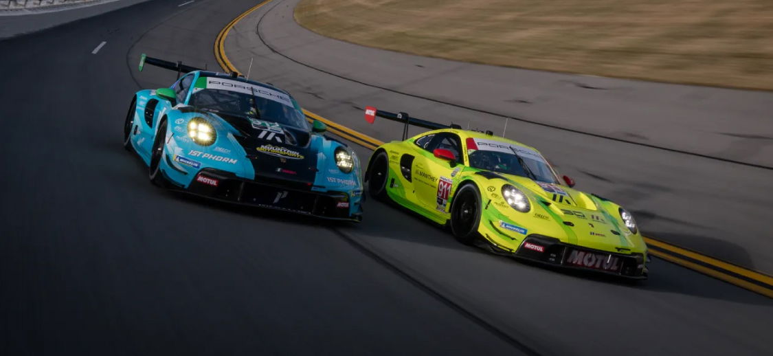 US fans thrilled: Manthey battles it out, Paddock Legends is there live