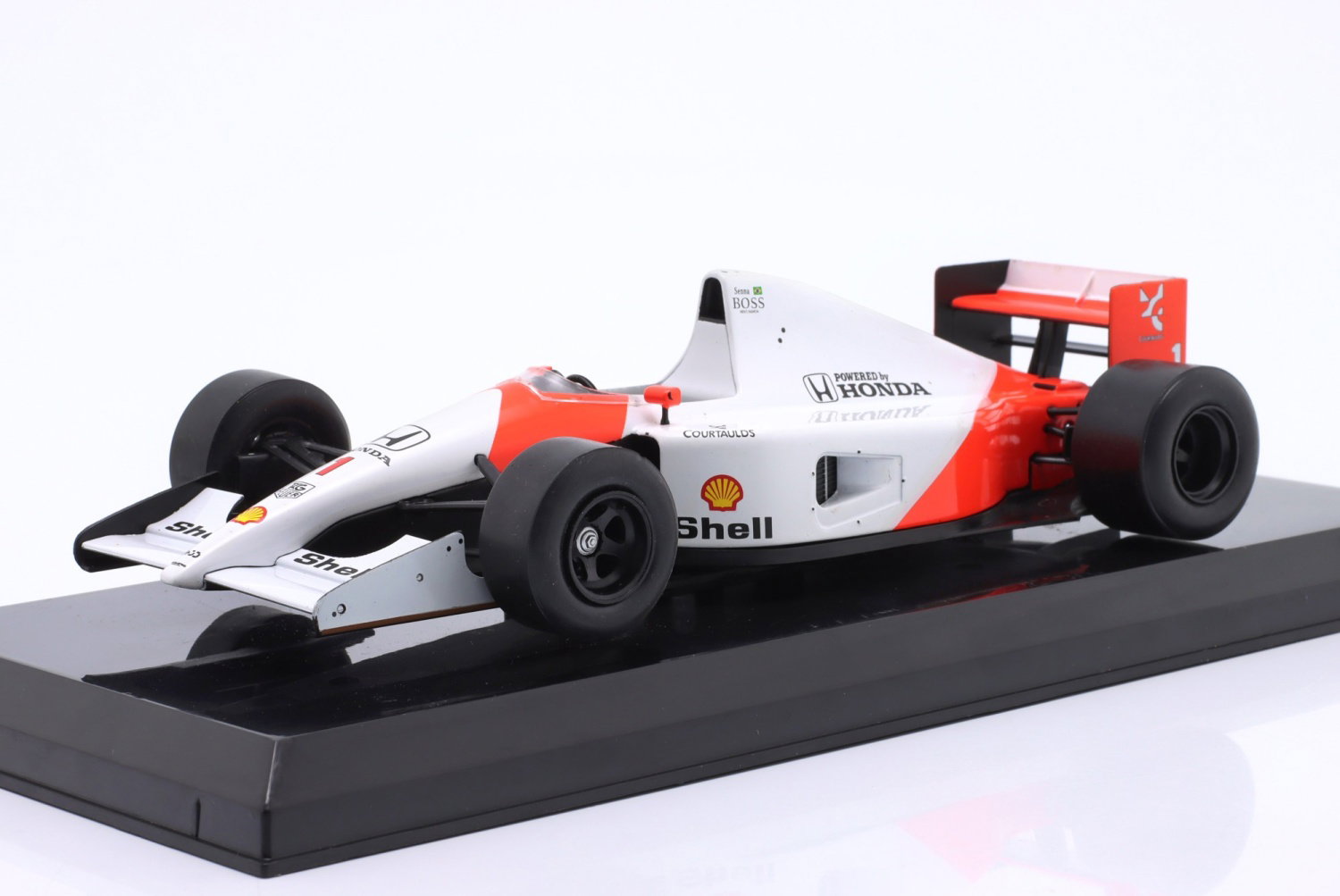Ayrton Senna McLaren MP4/6 #1 F1 Weltmeister 1991 1:24