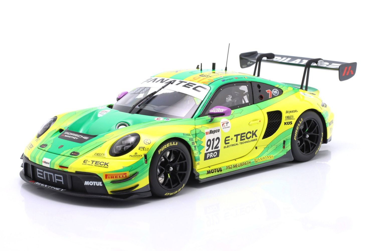 Manthey Grello Porsche 911 GT3 R #912 - Sieger 12h Bathurst 2024 1:18